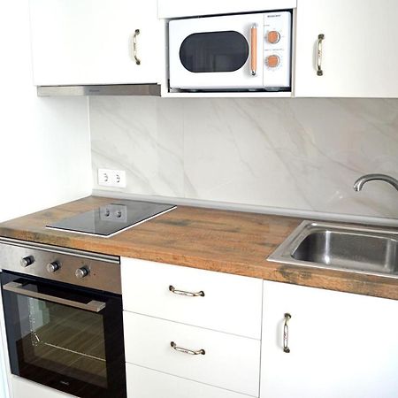 Apartamento En Centro De Ferrol Esterno foto